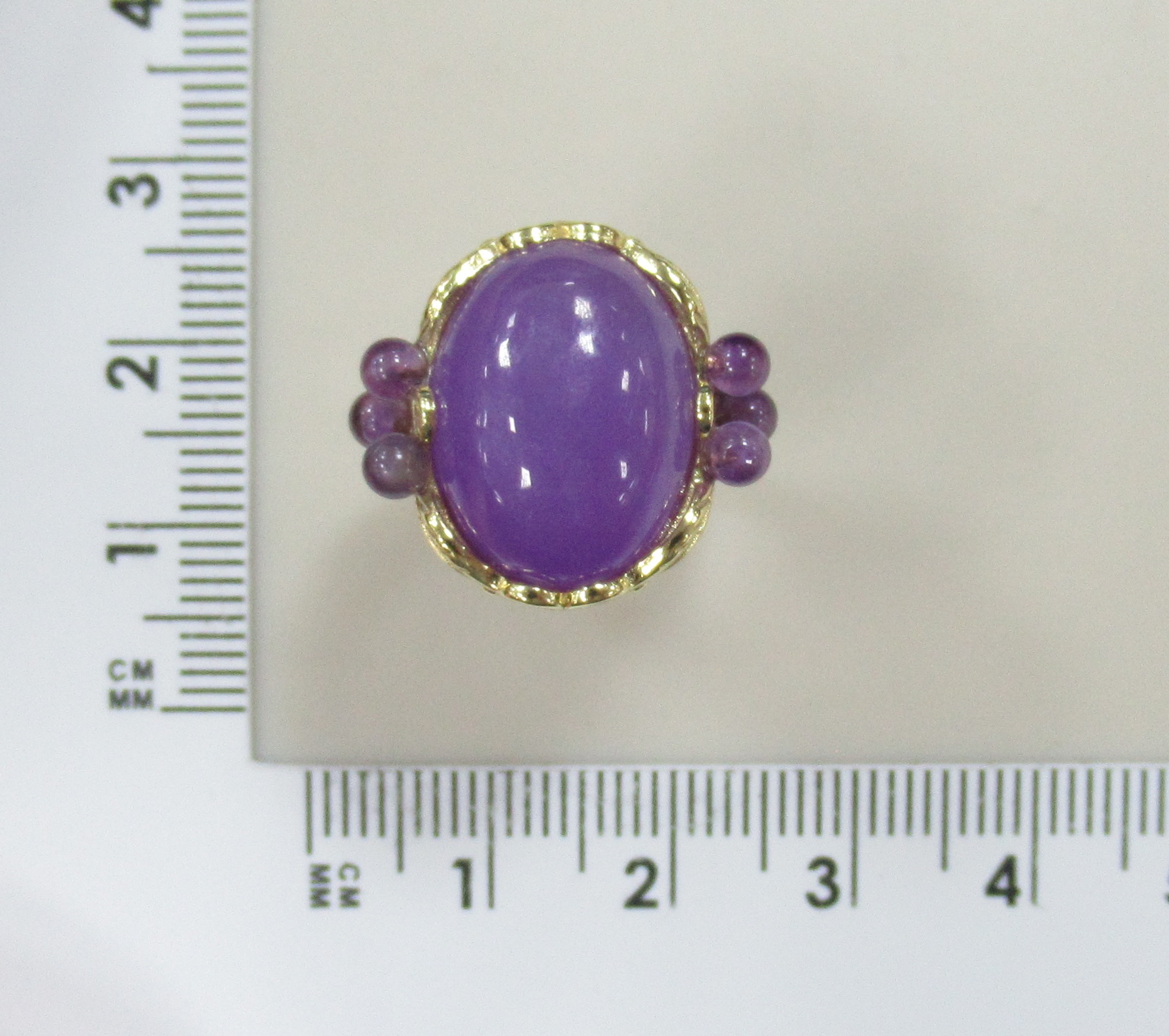 Серебряное кольцо с лавандовым жадеитом